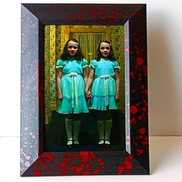 The Shining Twins Horror Vintage Retro 80s Metal Frame Photo Print Gothic Punk - Picture 5 of 5